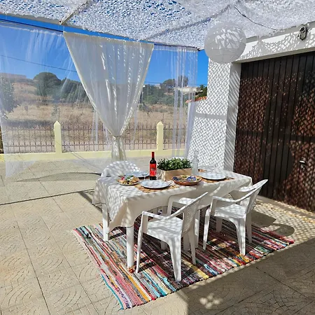 Sunshine, E Praia, Estilo E Conforto, Espaco E Privacidade, Perfeita As Suas Ferias Em Olhao Villa *
